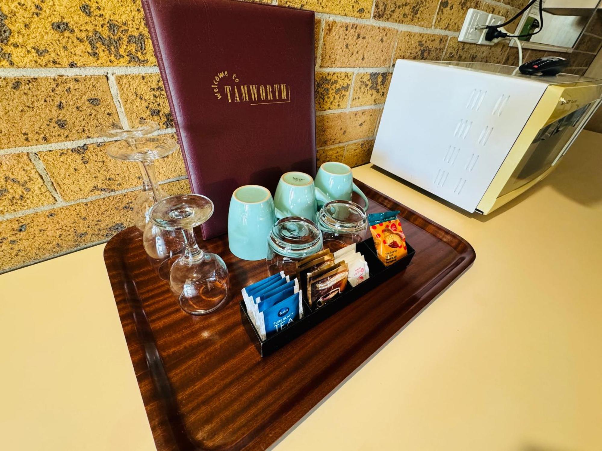 Town And Country Motor Inn タムワース エクステリア 写真